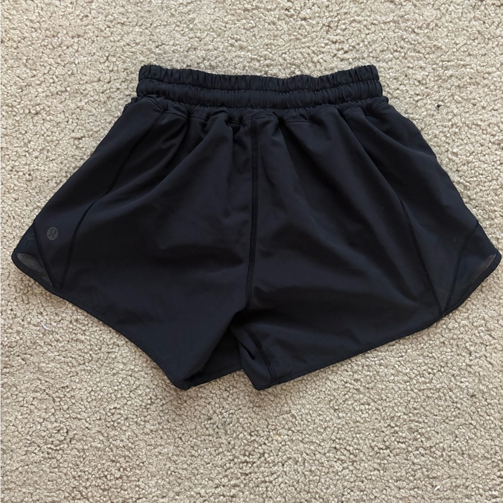 Black Lululemon hotty hot low rise lined shorts
